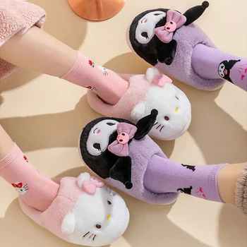 Дамски плюшени чехли Hello Kitty Kuromi, Памучни чехли с шарките на Sanrio Cinnamoroll, в Есенно-зимната Мода Топла Мека Домашни обувки